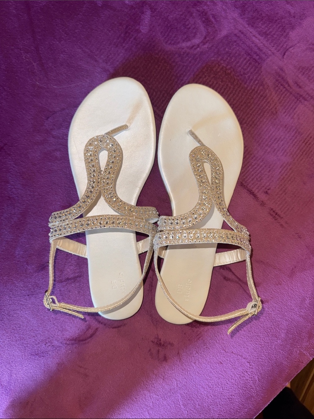 David’s Bridal DB Studio Rhinestone T-Strap Champagne Flat Sandals Ankle Strap 7 - Picture 6 of 12